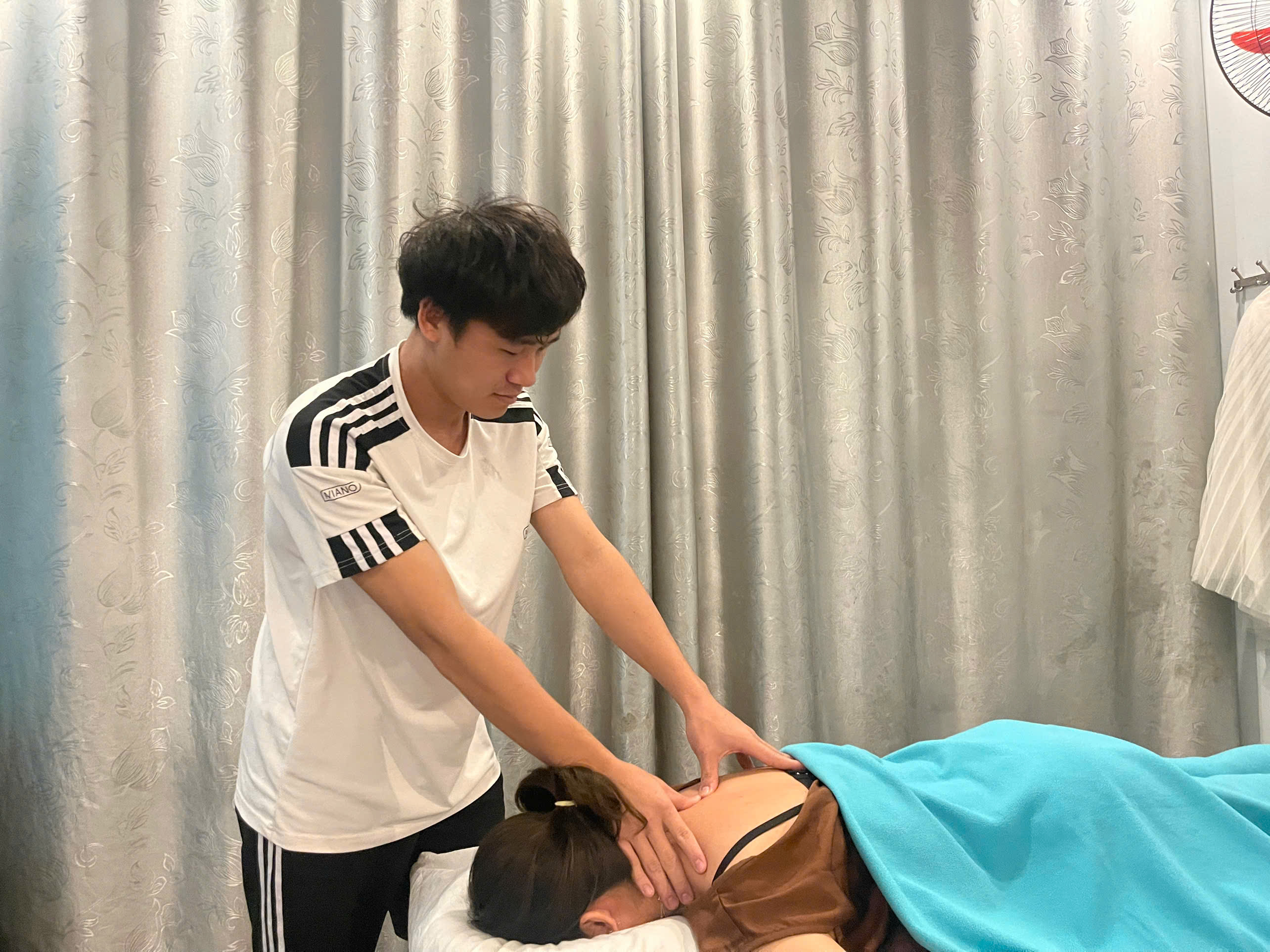 Massage Thể Thao
